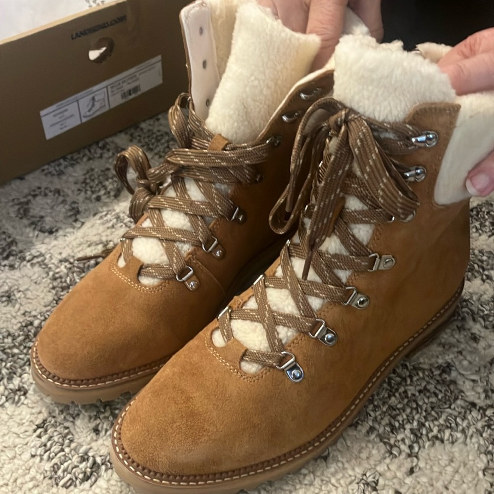 Lands End cozy lugged lace up boots